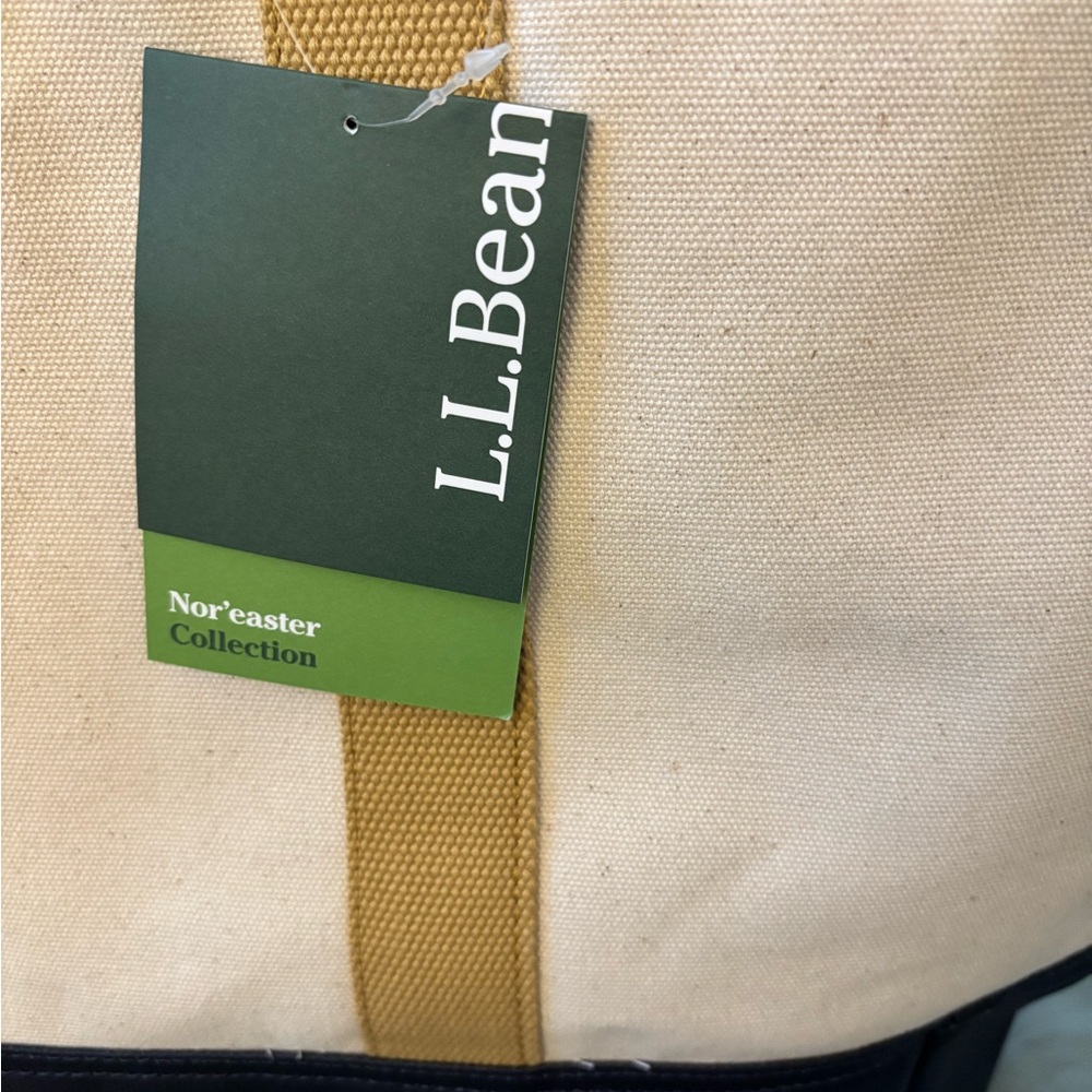 L.L. Bean NWT Large Canvas Tote Bag - Cream and Navy - Picture 4 of 12